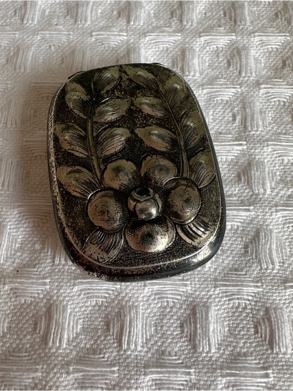 Sterling Silver 1930s Rosary Beads in matching Sterling Silver Floral Box 30gm - Picture 4 of 16